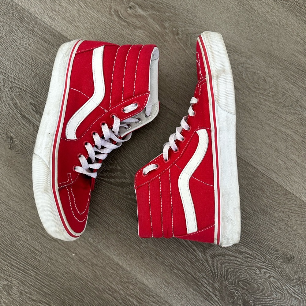 Vans Red Sk8 High sneakers. Mens 8/Women's 9.5.